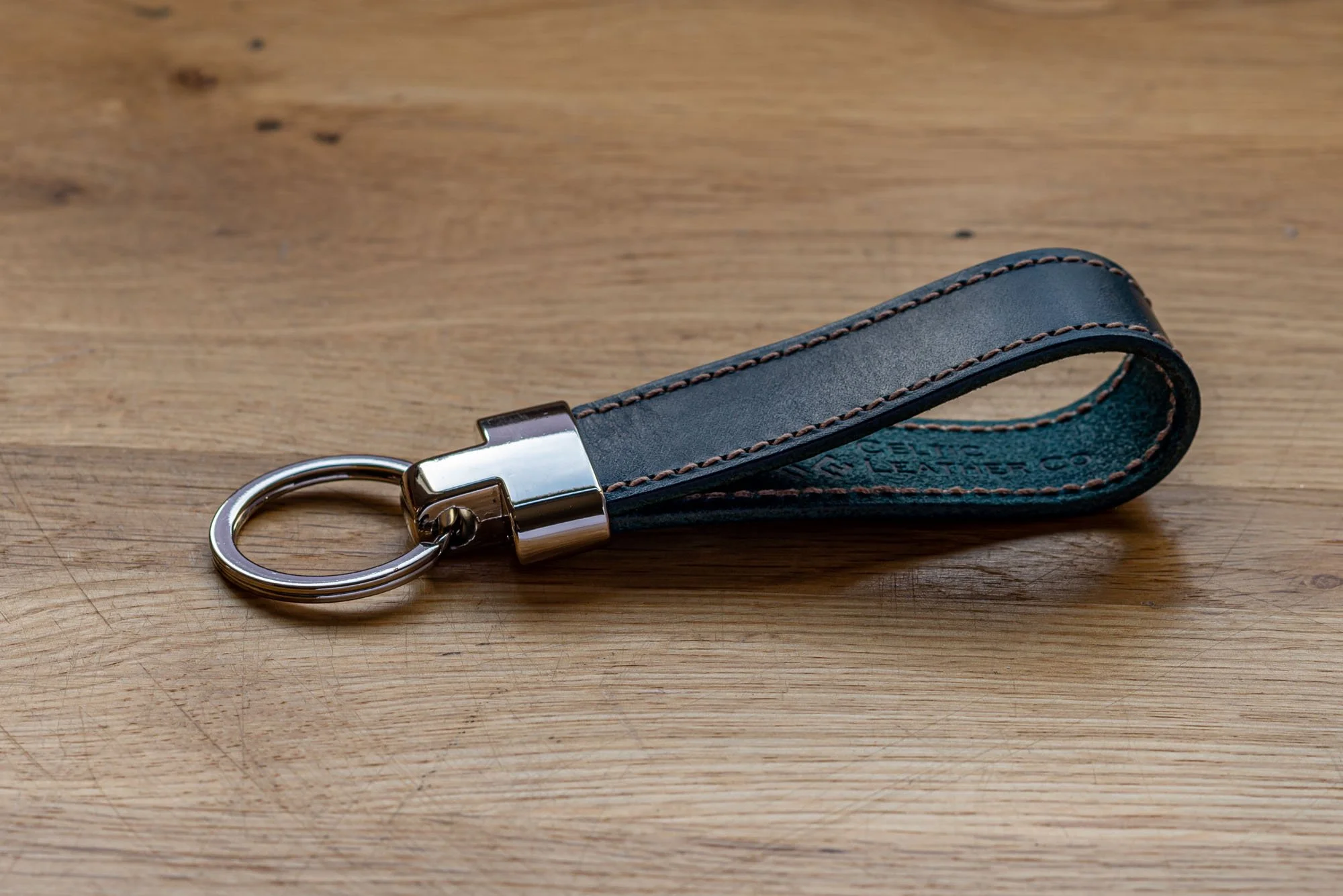 Stylish key rings store